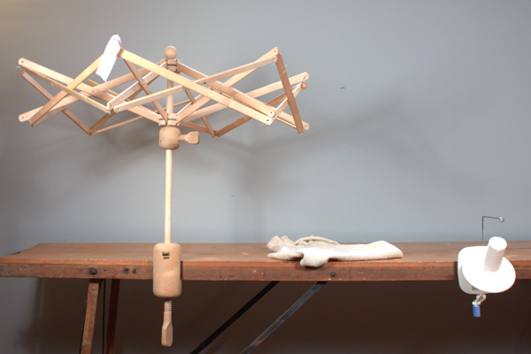 Swift and ball winder