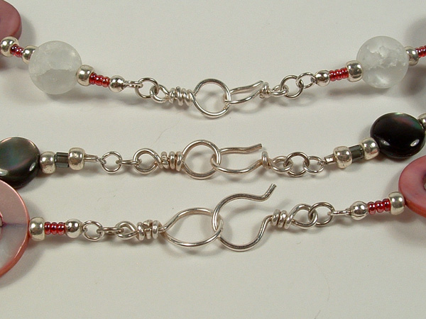 Close-up photo of the hook and eye clasps.