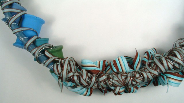 craftChallenge100911_3 Photo of the back of the wreath where I attached the ribbon.