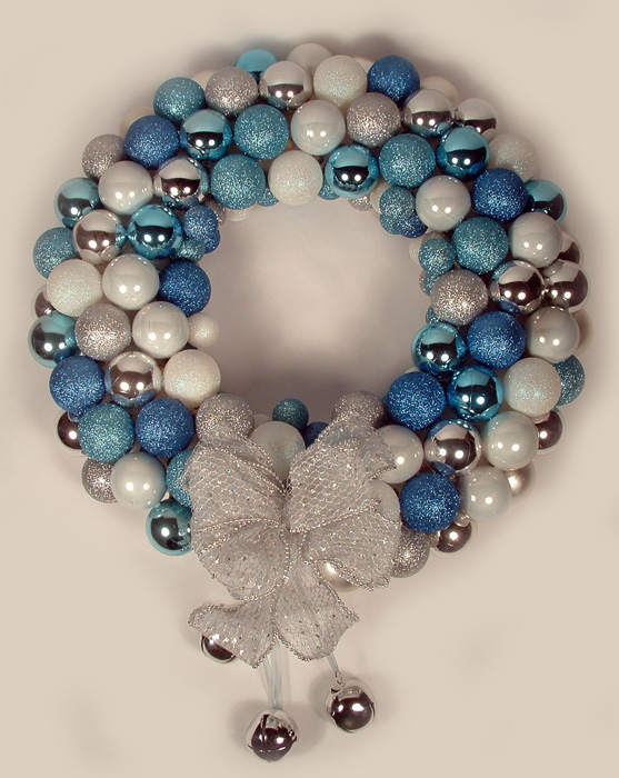 Photo of ornament wreath.