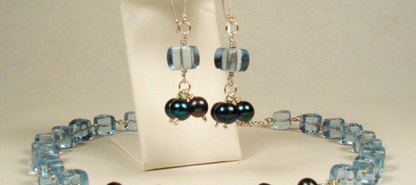 Blue Cube and Pearl Necklace Set