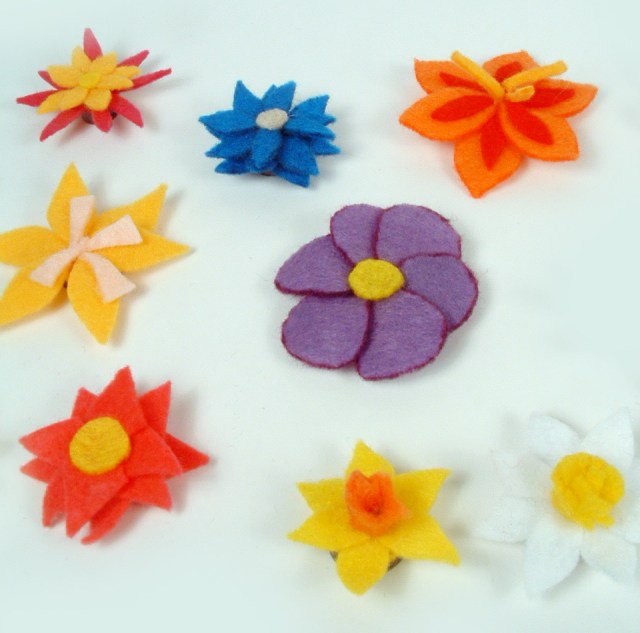 Top view of felt flower magnets.