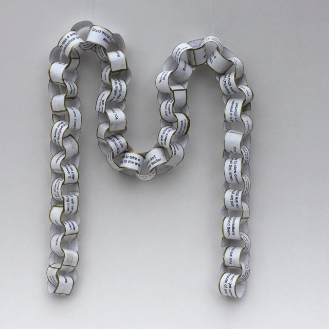 Save your fortunes and make this holiday garland.