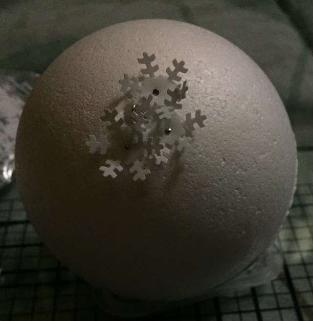 start of confetti ball